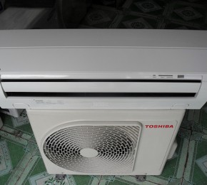 Máy lạnh Toshiba 1.5HP Mono